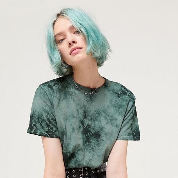 2/$25 urban outfitters tie dye shirt - Picture 4 of 4